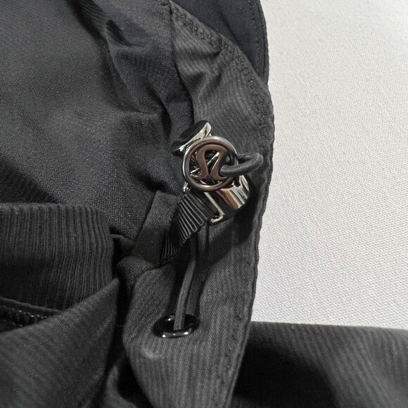 Lululemon Run: Bandit Jacket Reflective Black Size 4 - Picture 7 of 13